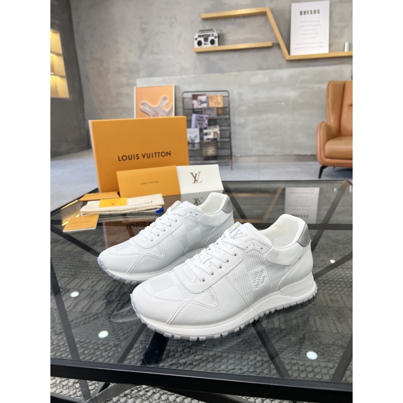 l**is V*t*n sneakers